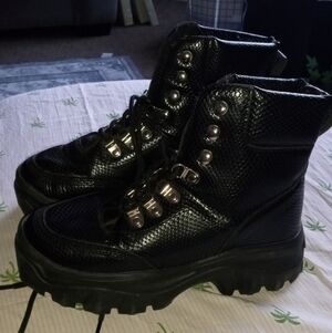 Black Textured Combat Boots Truffle